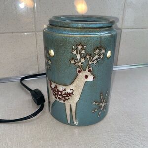 Scentsy Wax Warmer‎ Retired Winter Stag Reindeer Deer Snowflake Holiday Snow
